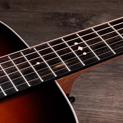2024年の新アコースティックギター | Taylor Guitars